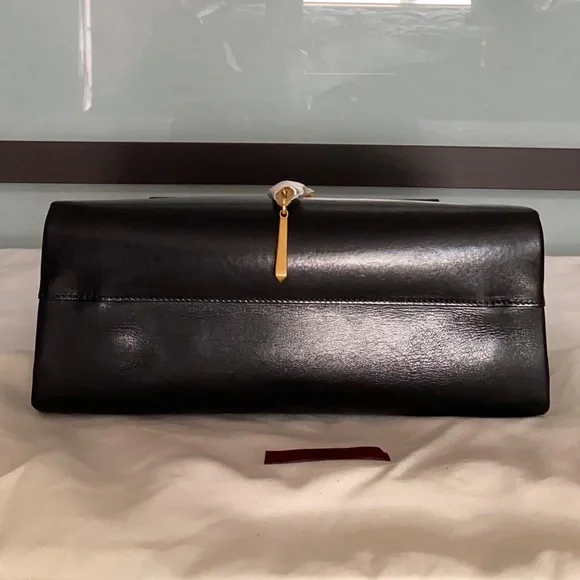 NWT Valentino Vlogo V Chain Top Handle Leather Handbag in Black - Picture 5 of 10